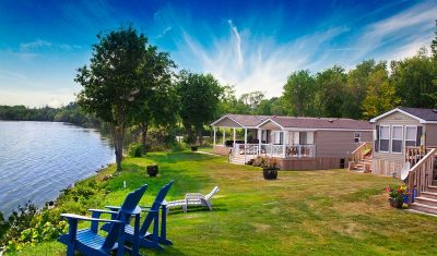 Waterfront Golf Cottages for sale with views of Rice Lake