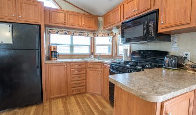 27 Maple Ridge