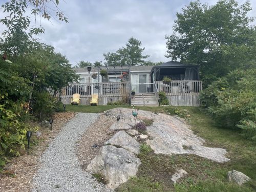 27 Maple Ridge