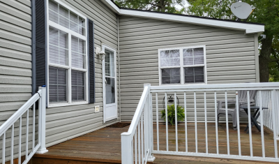 47 Riverside Village