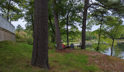 47 Riverside Village
