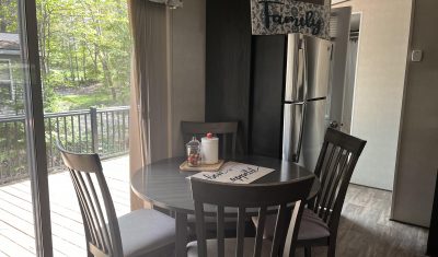 443 Springwater Crescent