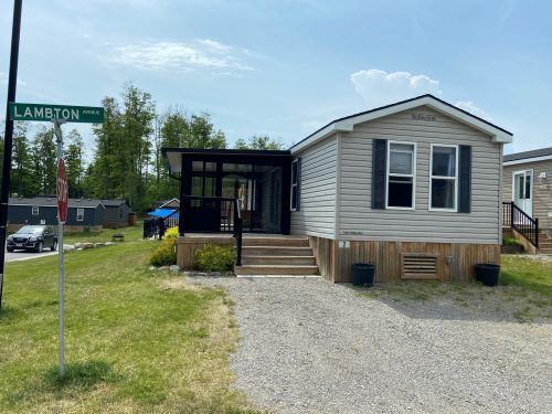 2 Lambton Avenue