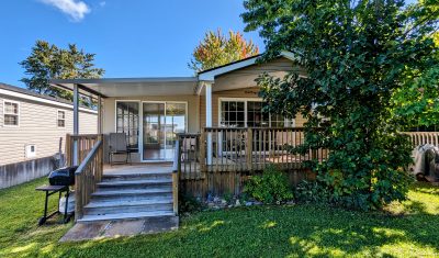 211 Lakeview Village Crescent
