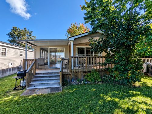 211 Lakeview Village Crescent