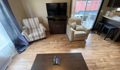 79 Forest Drive