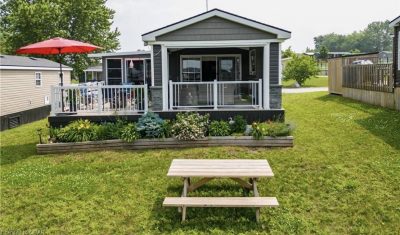 3 Cherry Beach Lane