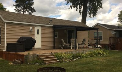 3 Bayside Lane