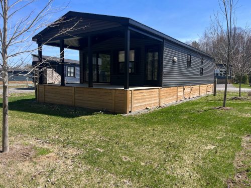 23 Lakeridge Avenue